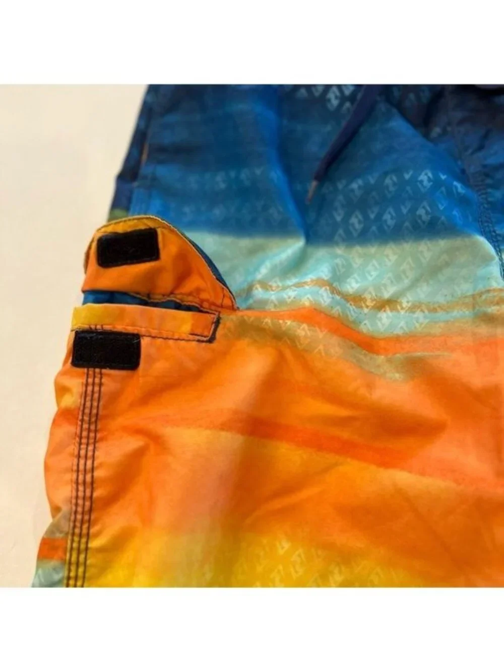 Okanu Surf Boy’s Board Shorts Large 14/16 Elastic Waist drawstring Mesh Lining